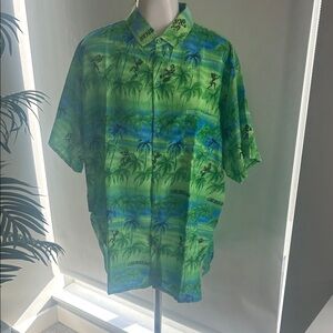 CREATIONS Caribbean Men's Green Tropical Button Down Shirt